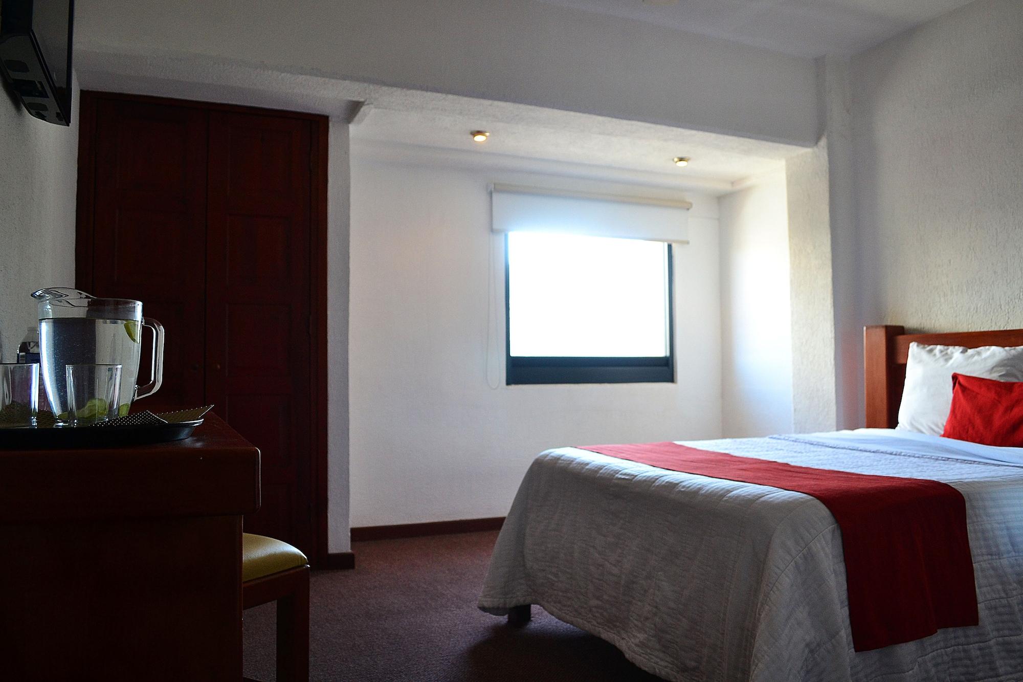 Hotel Campestre Inn León Exteriör bild